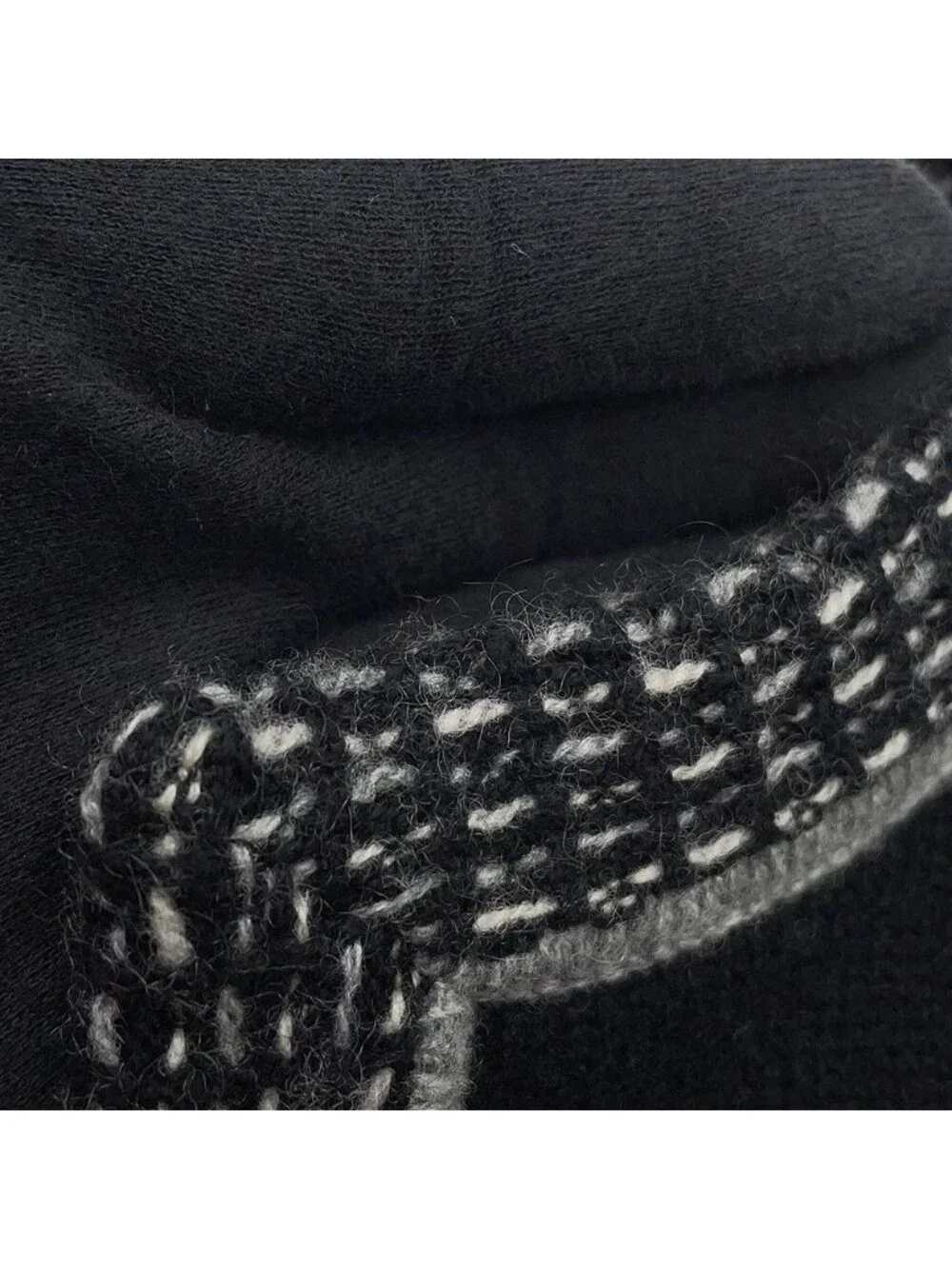 Chanel Cardigan CC Logo Cashmere 40 Black